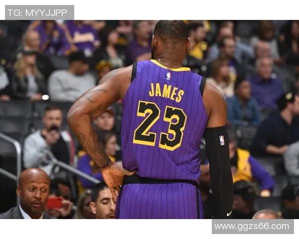 孙兴O进球瞬间回顾展现足球场上的经典时刻与精彩得分