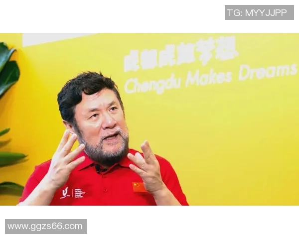 成都大运会足球明星展现青春风采引发全球关注与热议